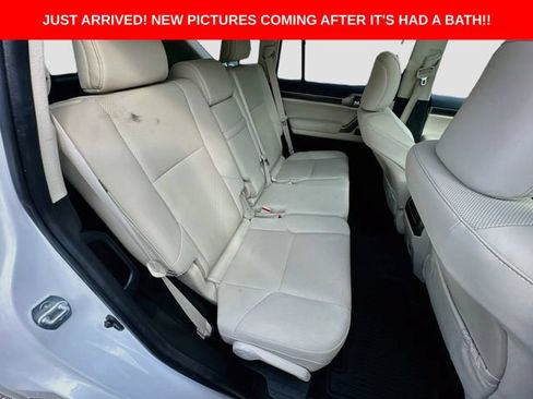 Used 2021 Lexus GX 460 Premium w/ Premium Package AWD/4WD image 28