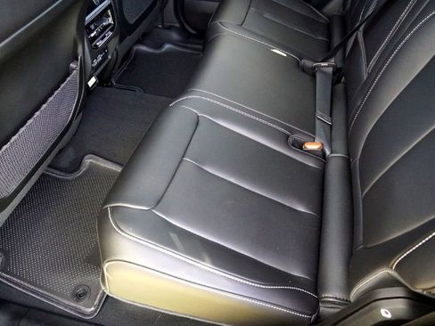 New 2025 Jeep Grand Cherokee Limited image 32