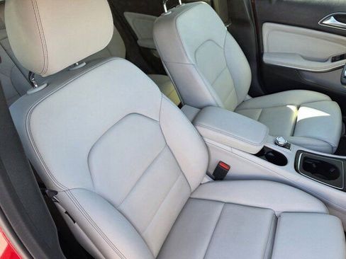 Used 2020 Mercedes-Benz GLA 250 image 33