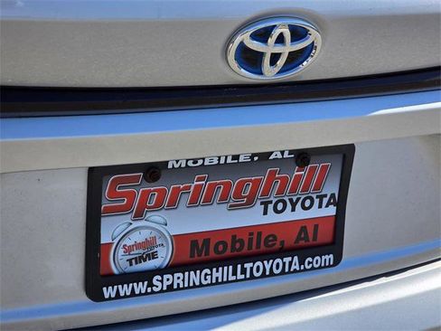 Certified 2025 Toyota Corolla LE image 25