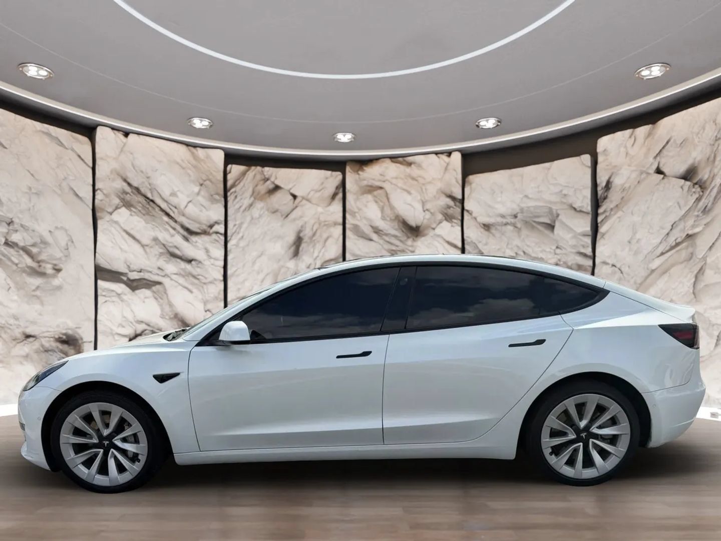 Used 2022 Tesla Model 3 RWD image 5