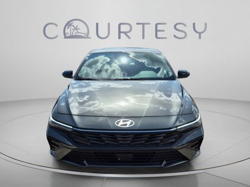 New 2026 Hyundai Elantra SEL Sport Premium FWD image 8
