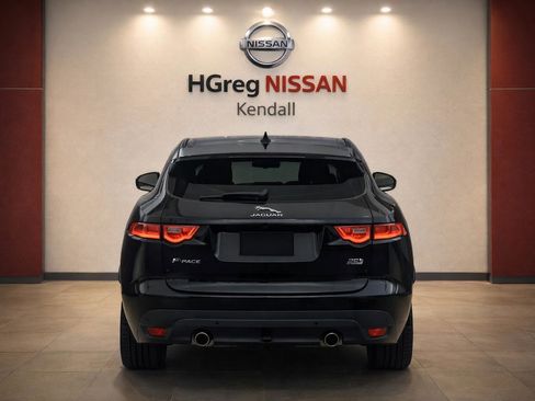 Used 2020 Jaguar F-PACE Prestige image 6