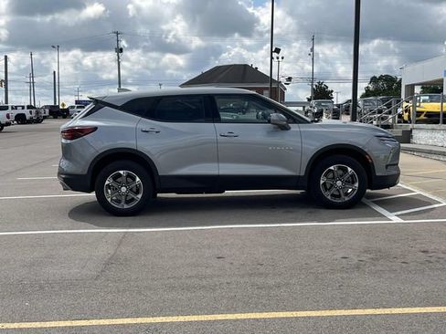 Certified 2023 Chevrolet Blazer LT FWD image 2