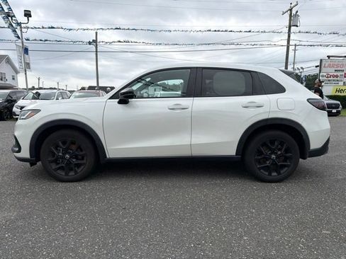 Used 2024 Honda HR-V Sport image 8