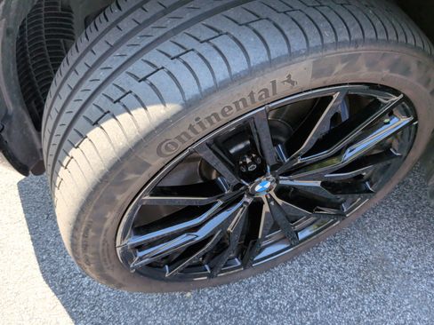 Used 2024 BMW X5 M60i w/ Climate Comfort Package AWD/4WD image 15