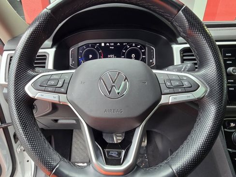Used 2022 Volkswagen Atlas SEL R-Line image 28