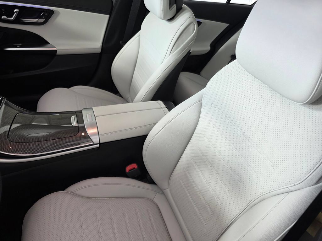 New 2026 Mercedes-Benz C 300 Sedan image 8