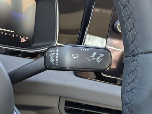 New 2026 Volkswagen Jetta SE FWD image 33