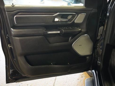 Used 2025 RAM 1500 Laramie AWD/4WD image 22