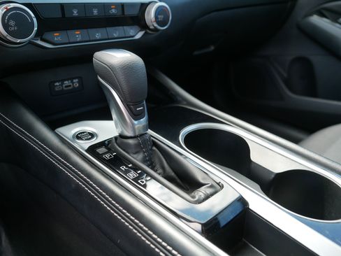 Used 2023 Nissan Altima 2.5 SV FWD image 24