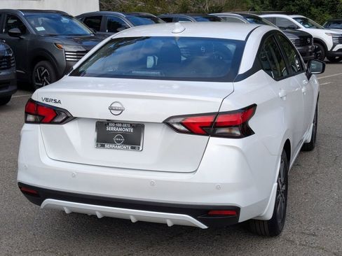 New 2025 Nissan Versa SV image 3