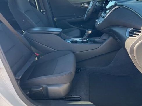 Used 2023 Chevrolet Malibu LT image 26