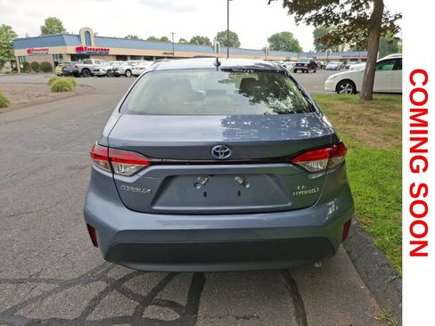 Used 2024 Toyota Corolla LE w/ LE Convenience Package AWD/4WD image 7