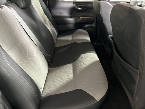 Used 2023 Toyota Tacoma TRD Off-Road image 24