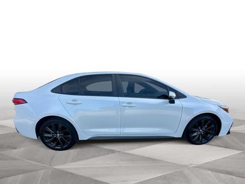 Used 2023 Toyota Corolla SE FWD image 9