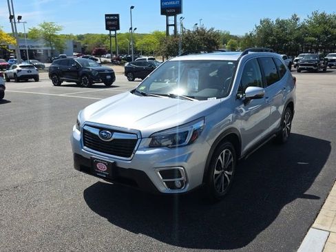 Used 2021 Subaru Forester Limited AWD/4WD image 6