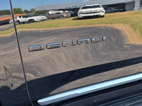 Used 2024 GMC Yukon XL Denali w/ Advanced Technology Package AWD/4WD image 7
