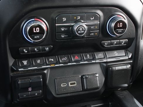 Used 2020 Chevrolet Silverado 3500 High Country w/ Z71 Off-Road Package image 38