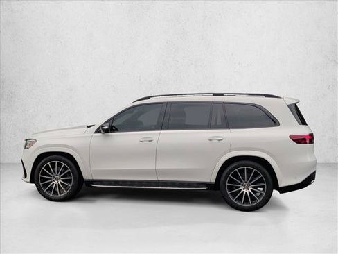 Used 2024 Mercedes-Benz GLS 450 4MATIC image 8
