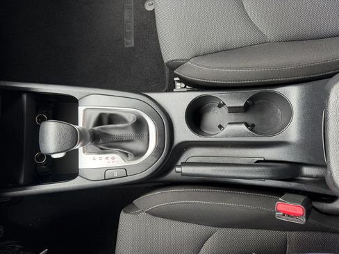 Used 2023 Kia Forte LXS w/ LXS Technology Package FWD image 20