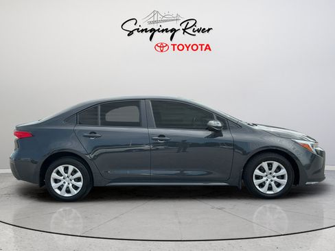 Used 2024 Toyota Corolla LE FWD image 8