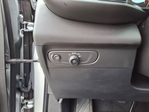 Used 2023 Buick Envision Preferred w/ Sport Touring Package image 11