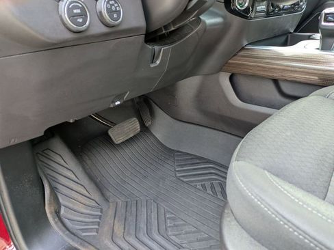 Used 2024 Chevrolet Silverado 1500 LT Trail Boss image 15