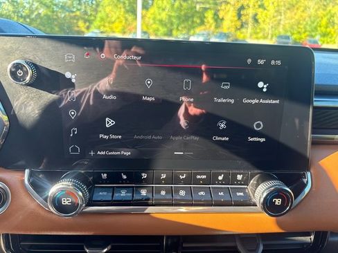 Used 2023 GMC Canyon AT4 w/ AT4 Premium Package image 34