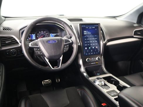 Used 2024 Ford Edge ST w/ Equipment Group 401A AWD/4WD image 2