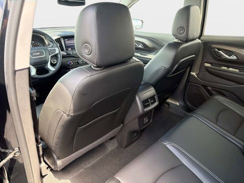 Used 2023 GMC Terrain SLT w/ Infotainment Package II FWD image 13