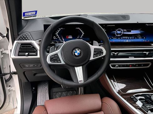 Used 2026 BMW X5 sDrive40i w/ M Sport Package RWD image 16