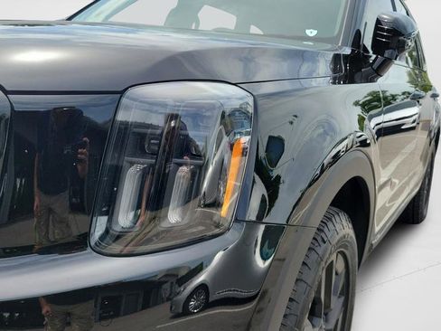 Used 2025 Kia Telluride SX Prestige X-Pro AWD/4WD image 8