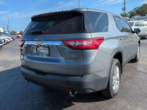Used 2020 Chevrolet Traverse LS image 4