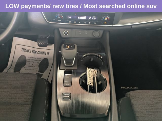 Used 2023 Nissan Rogue SV FWD image 19