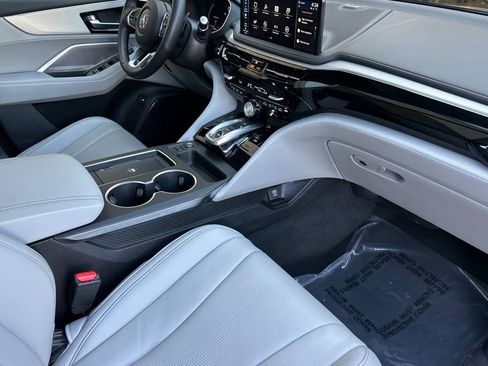 Used 2025 Acura MDX FWD w/ Technology Package image 19