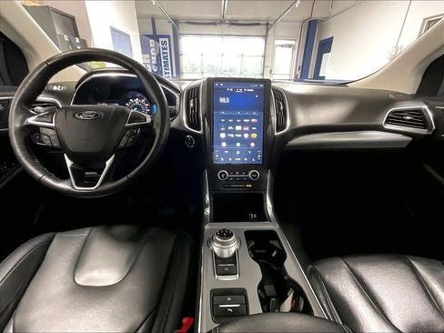 Used 2021 Ford Edge Titanium w/ Class II Trailer Tow Package AWD/4WD image 21