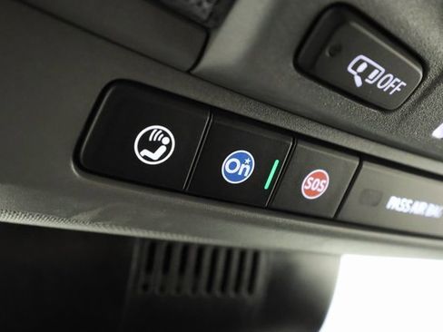 Used 2025 Chevrolet Silverado 2500 W/T w/ WT Convenience Package image 18