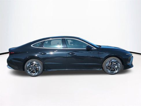 New 2026 Hyundai Sonata SEL image 4