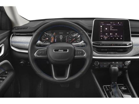 Certified 2023 Jeep Compass Limited w/ Elite Group AWD/4WD image 7