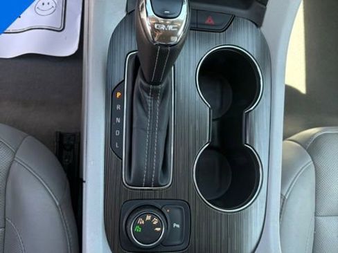 Used 2017 GMC Acadia SLT AWD/4WD image 22