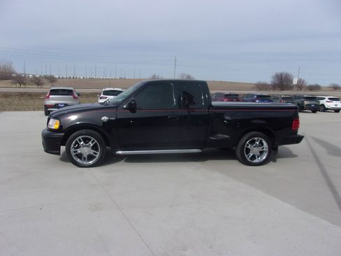 Used 2000 Ford F150 Harley-Davidson image 6