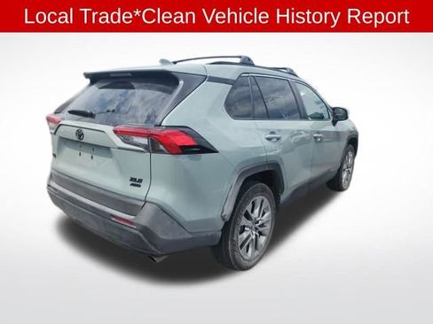 Used 2019 Toyota RAV4 XLE Premium w/ Cold Weather Package AWD/4WD image 5