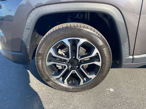 Used 2022 Jeep Compass Limited image 43