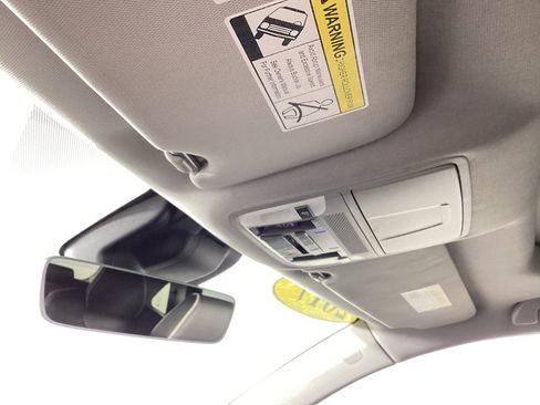 Used 2017 Acura MDX SH-AWD w/ Advance Package image 32