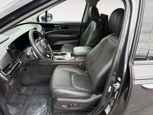 Used 2025 Kia Carnival SX Prestige FWD image 10