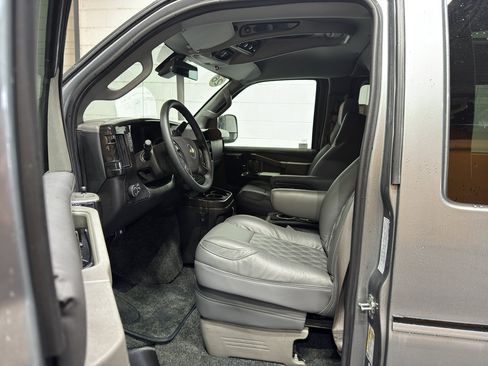New 2025 Chevrolet Express 2500 w/ Driver Convenience Package image 15