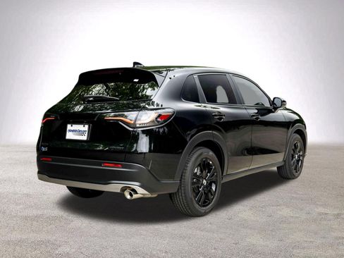 Used 2026 Honda HR-V Sport image 9