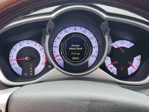 Used 2010 Cadillac SRX Luxury image 18