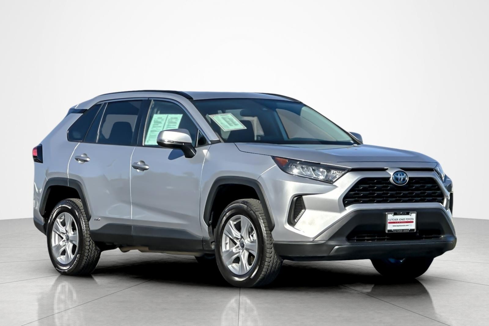 Used 2022 Toyota RAV4 LE AWD/4WD image 7